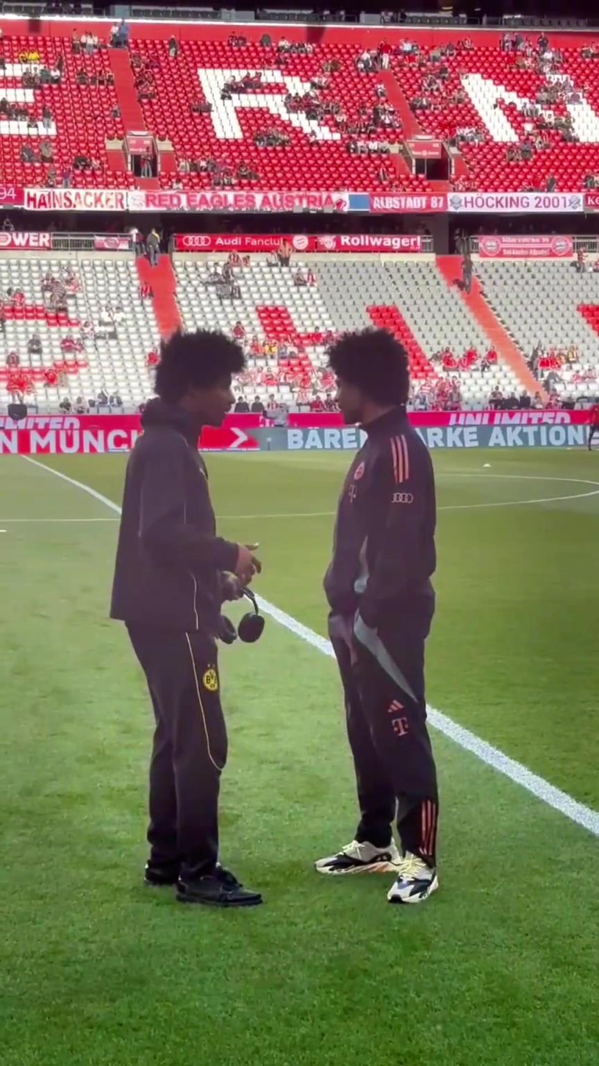 一模一樣的蓬蓬頭！一時分不清阿德耶米和格納布里了！