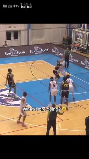 一分變兩分！這哥們得感謝5號(hào)為他成就了名場面！