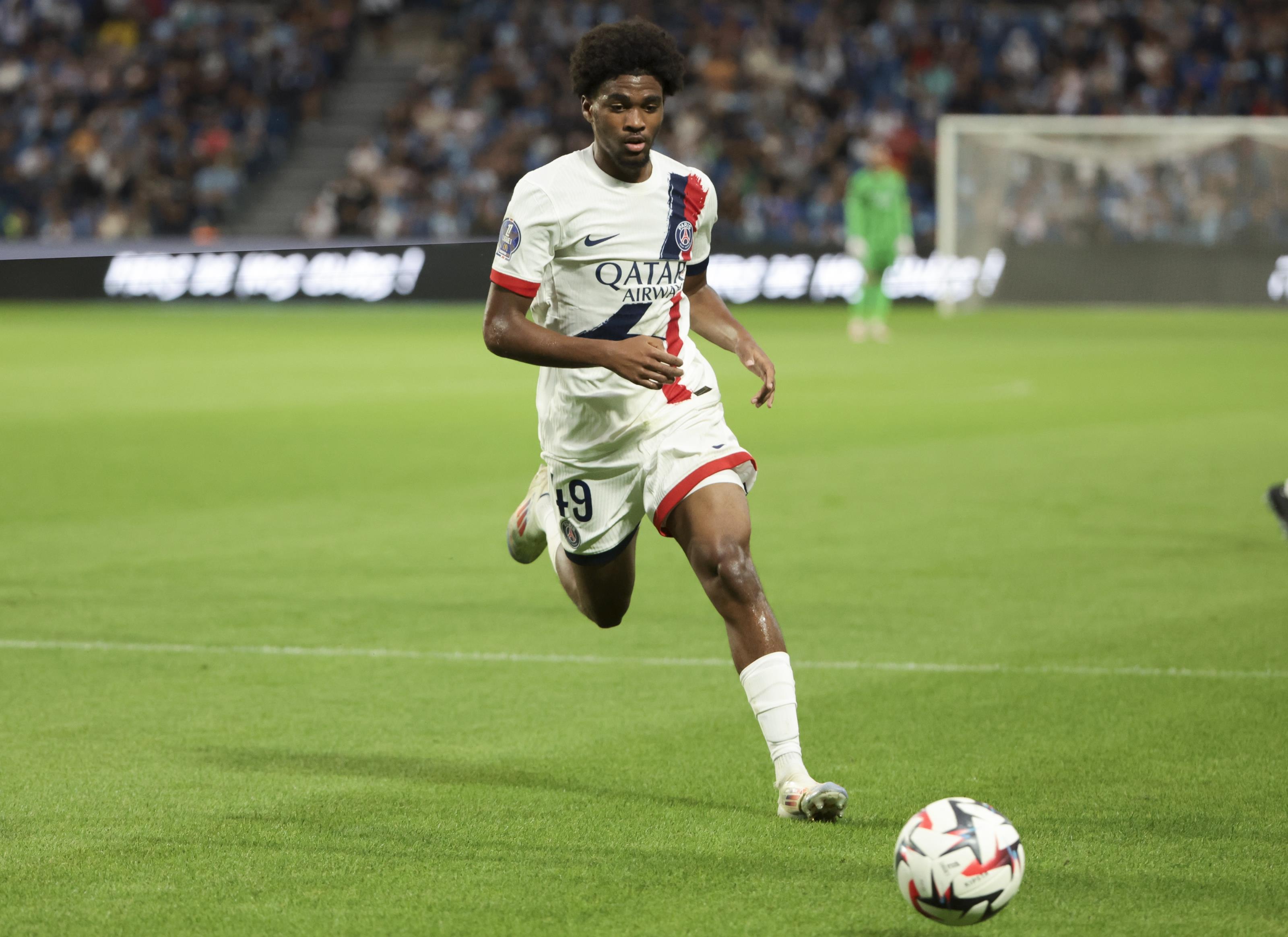 姆巴耶談巴黎6-1逆轉(zhuǎn)：對勝利感到很高興，布拉德利助我進(jìn)球